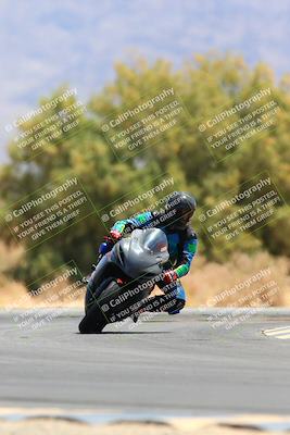 media/May-15-2022-SoCal Trackdays (Sun) [[33a09aef31]]/Turn 7 (1145am)/